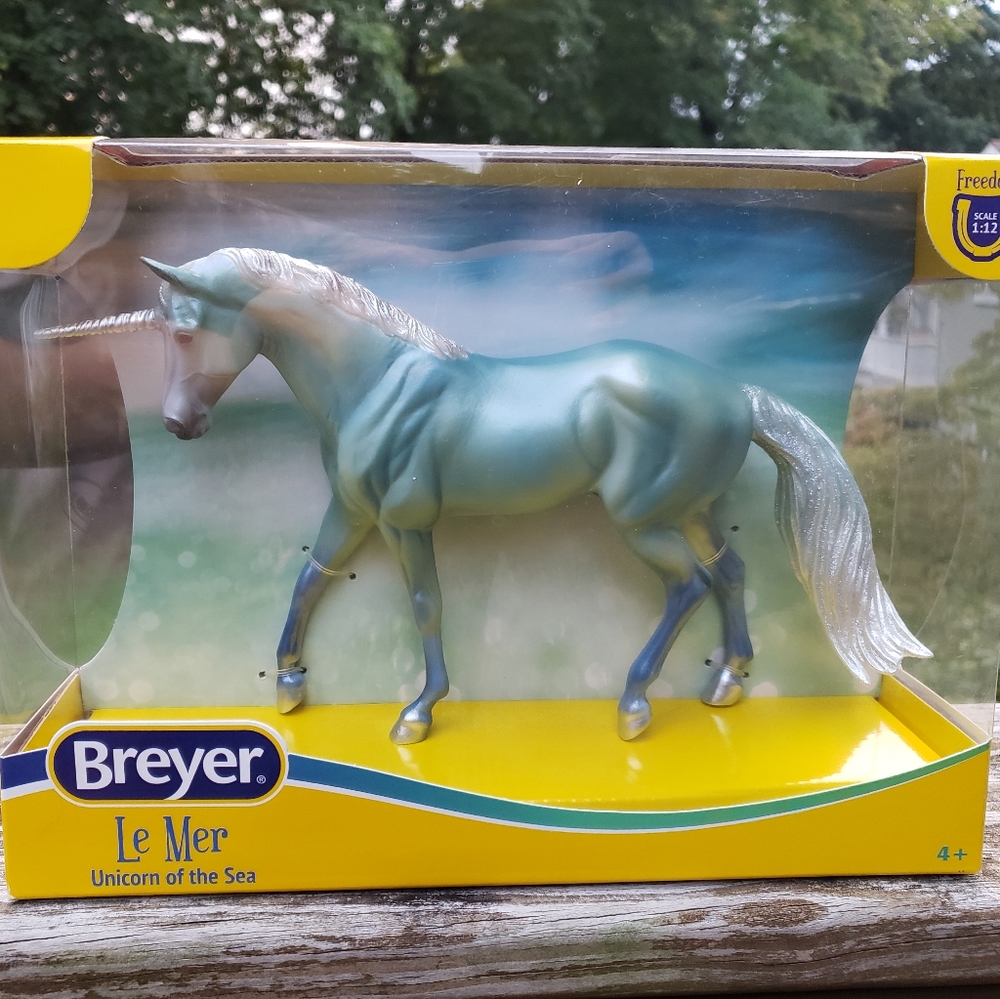 "Le Mer, Unicorn of the Sea" Breyer Horse